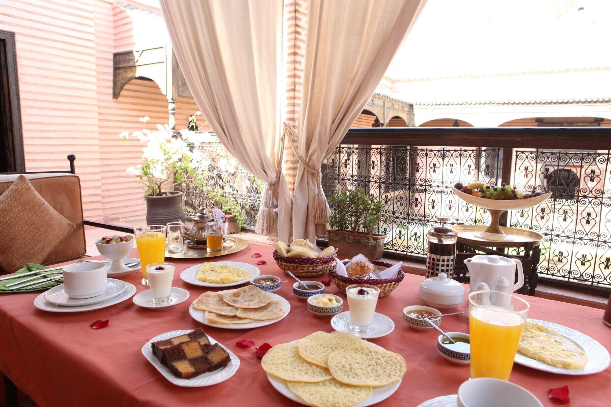 Riad Ilayka Marrakesh Esterno foto